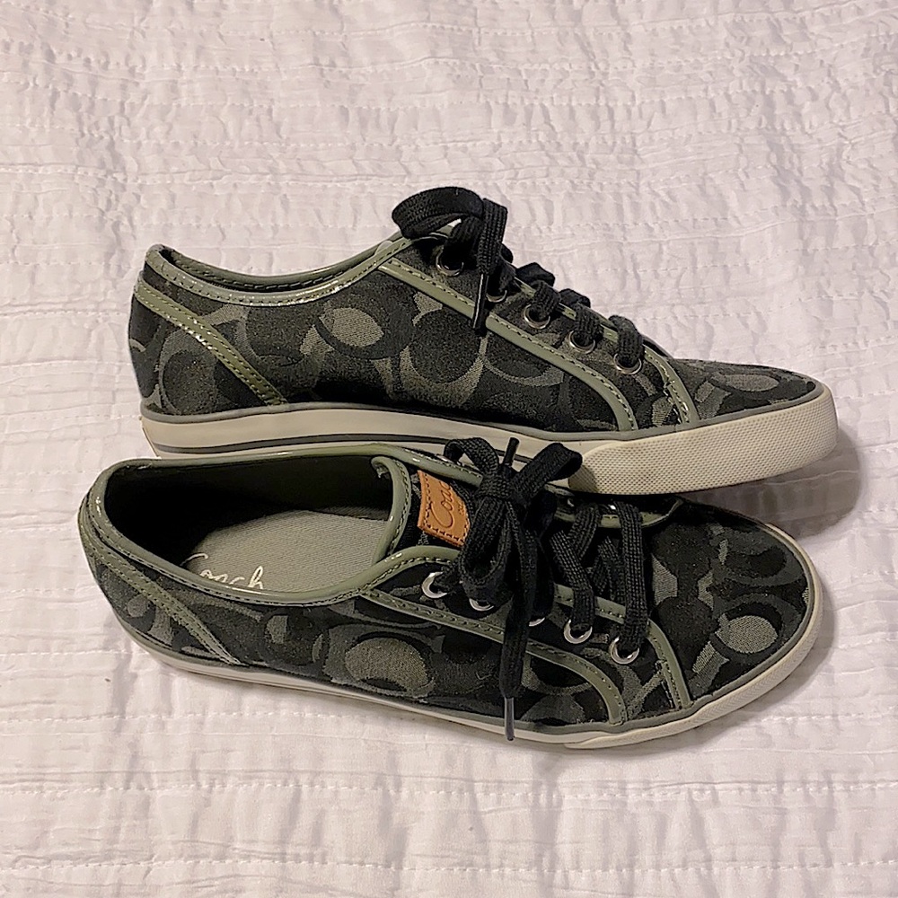 Coach tennis shoes size 7.5 black and grey